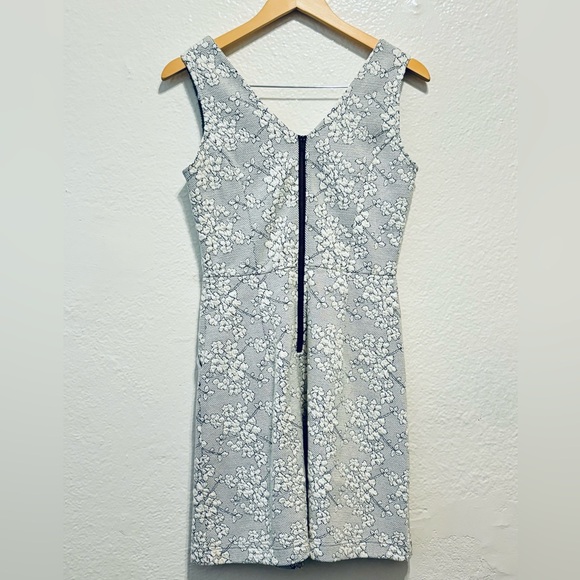 Tabitha Sleeveless V-Neck Cherry Blossom Fit and Flare Dress with Pockets 4 - Picture 6 of 10